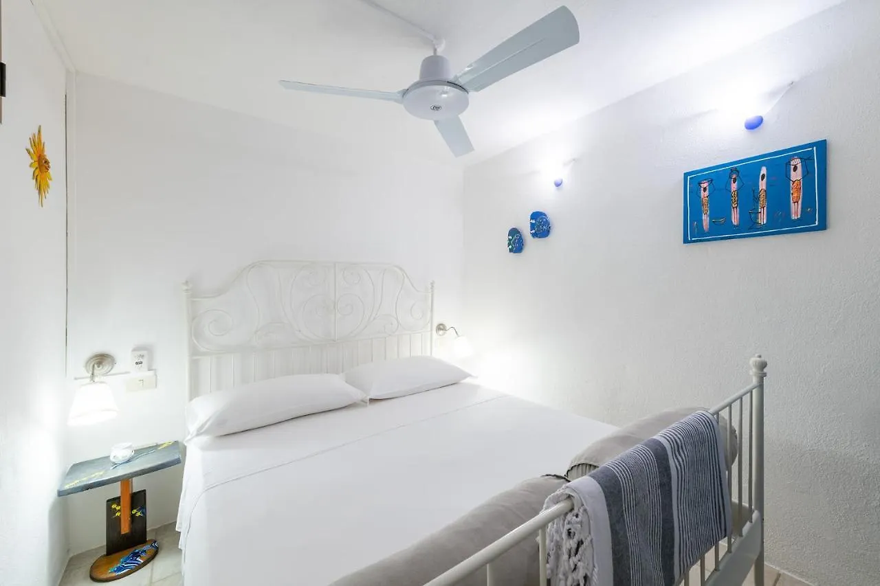 Dom wakacyjny Domus Luna Apartment With Sea View Villasimius